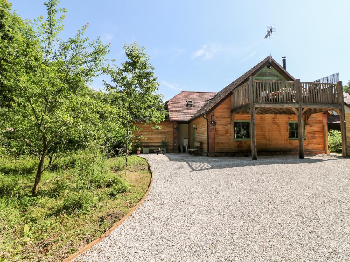 Old Wood Coach House Villa ลินคอล์น ภายนอก รูปภาพ